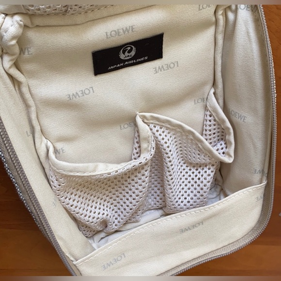 Loewe Travel toiletries/cosmetic bag new - Picture 3 of 10